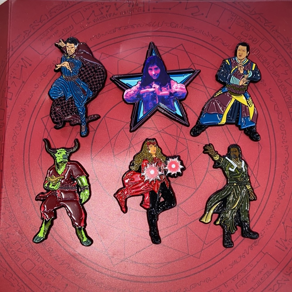 Dr Doctor Strange In the Multiverse of Madness Marvel 6 Pin Set Amazon Exclusive